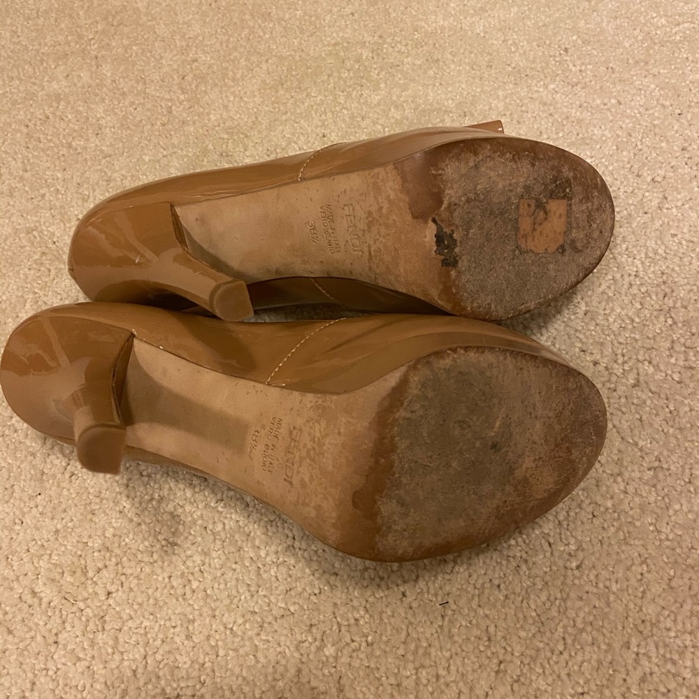 Fendi Platform Pumps - Picture 3 of 6